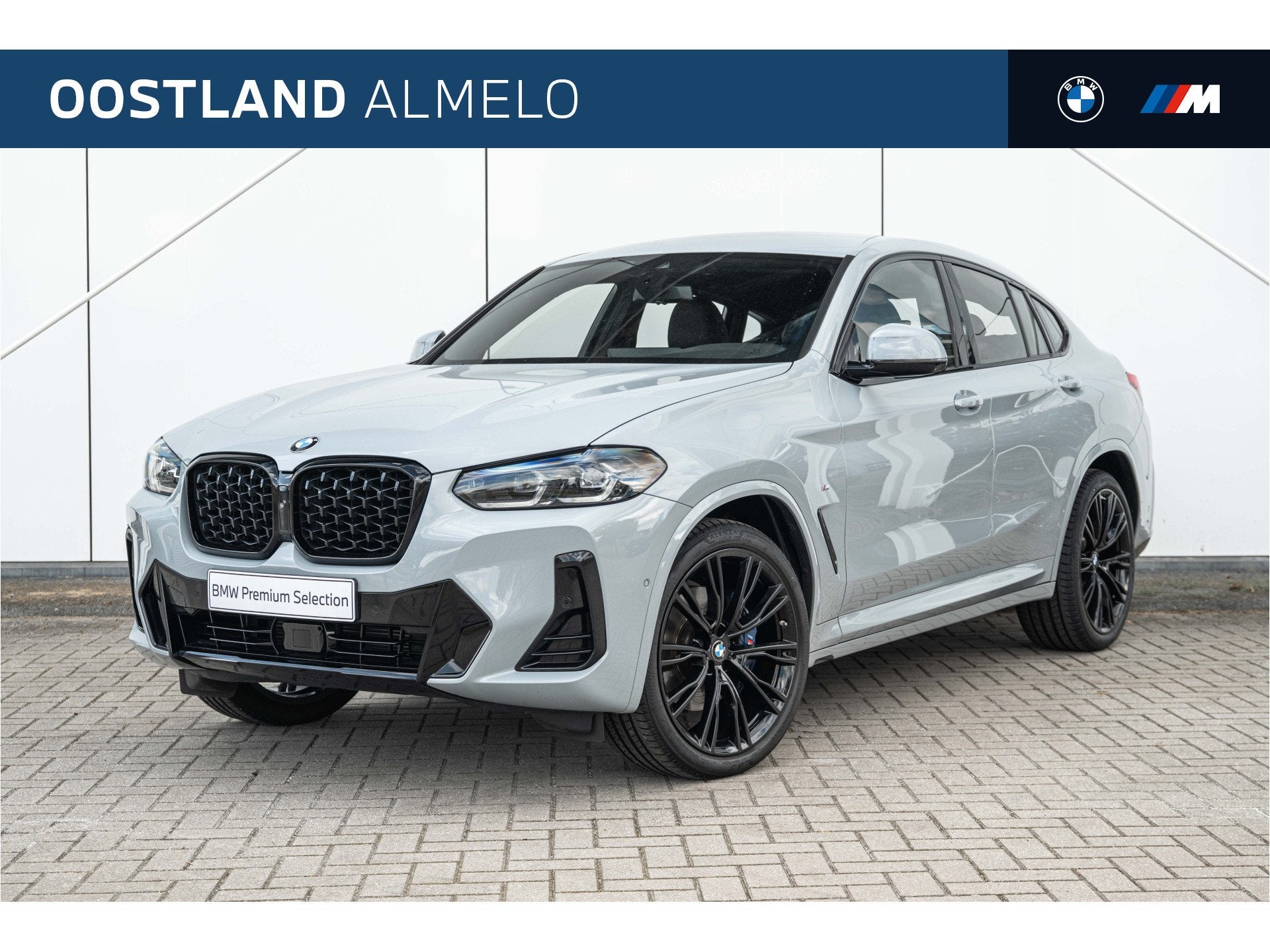 BMW X4 xDrive20i M Sport Automaat / Trekhaak / Sportstoelen