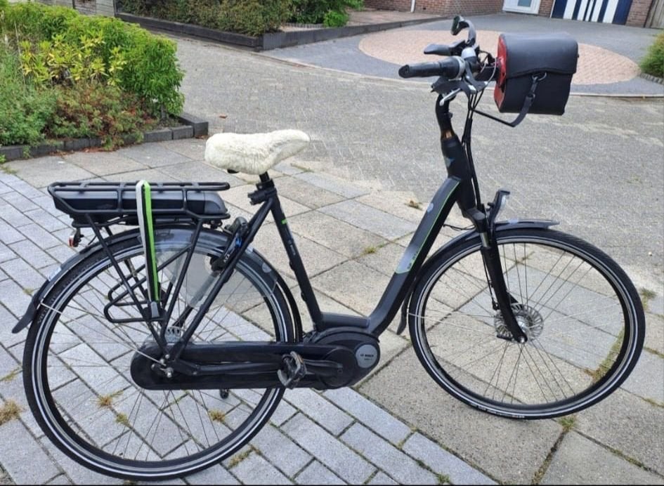 Sparta elektrische fiets met Bosch motor, Fietsen en Brommers, Gebruikt, Ophalen of Verzenden, 51 tot 55 cm, 50 km per accu of meer