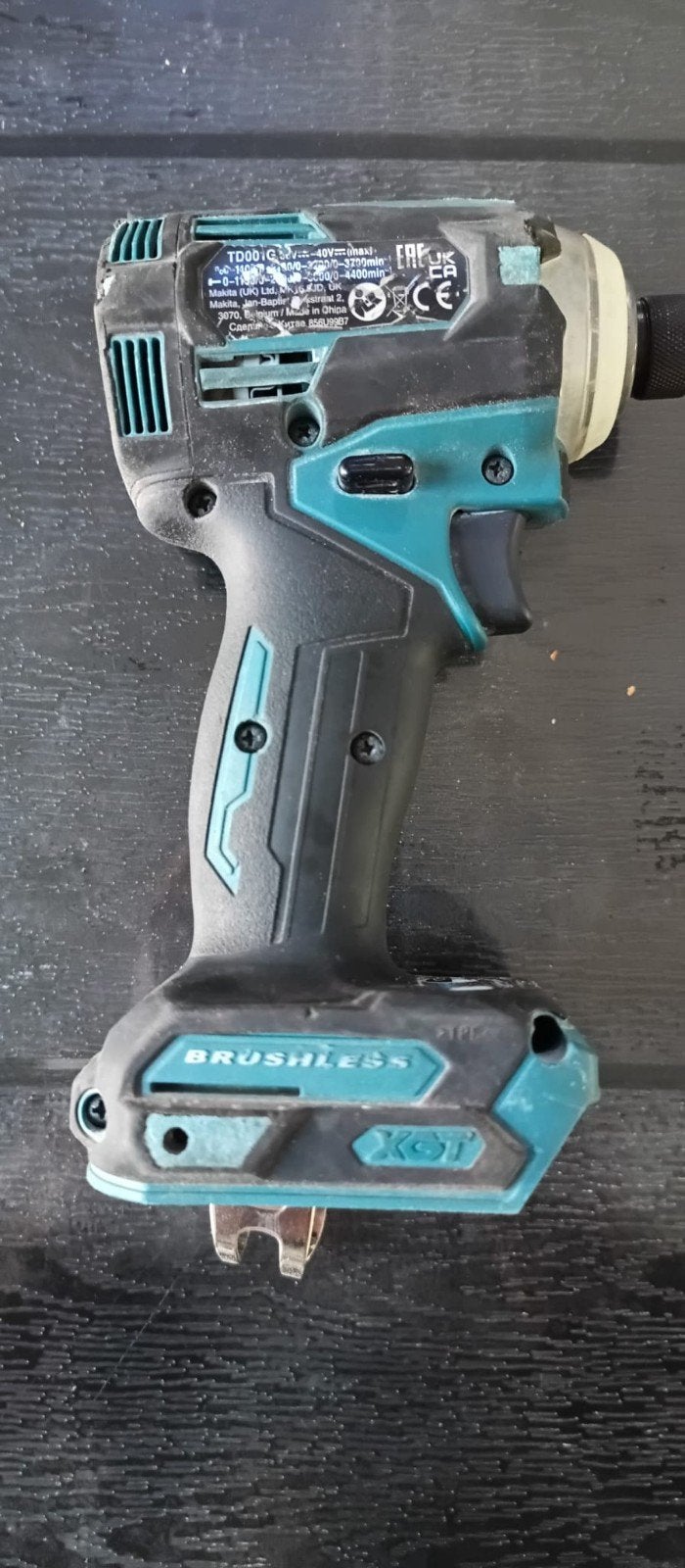 Makita TD001gz XGT 40v Slagschroevendraaier Body, Ophalen, Variabele snelheid, Boor- en Schroefmachine, Gebruikt