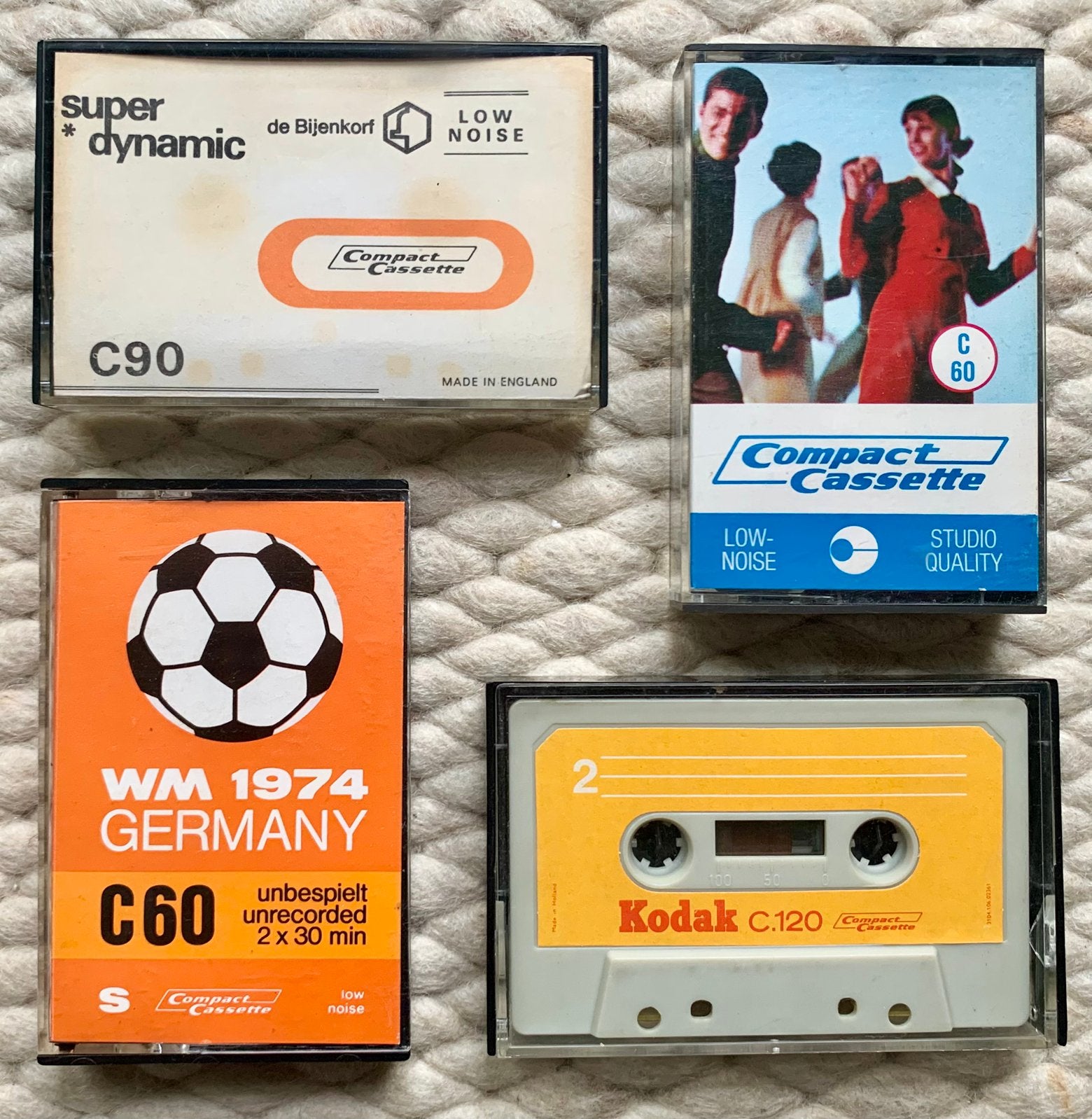 Zeldzaam cassettebandjes Philips Kodak Bijenkorf WM 1974 WK, Cd's en Dvd's, Gebruikt, 2 t/m 25 bandjes, Diversen, Ophalen of Verzenden