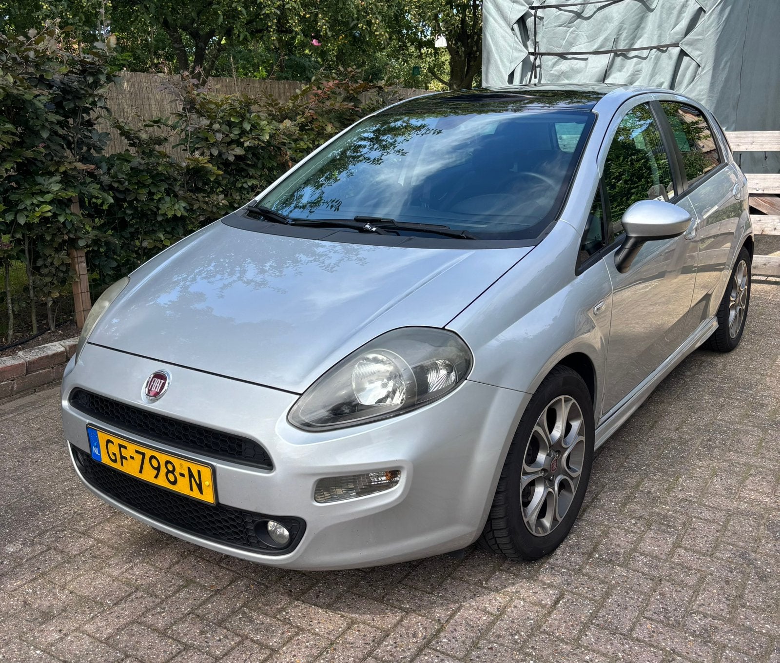 Fiat Punto 0.9 Twinair Leder Carplay Pano, Voorwielaandrijving, 101 pk, 49 €/maand, Handgeschakeld