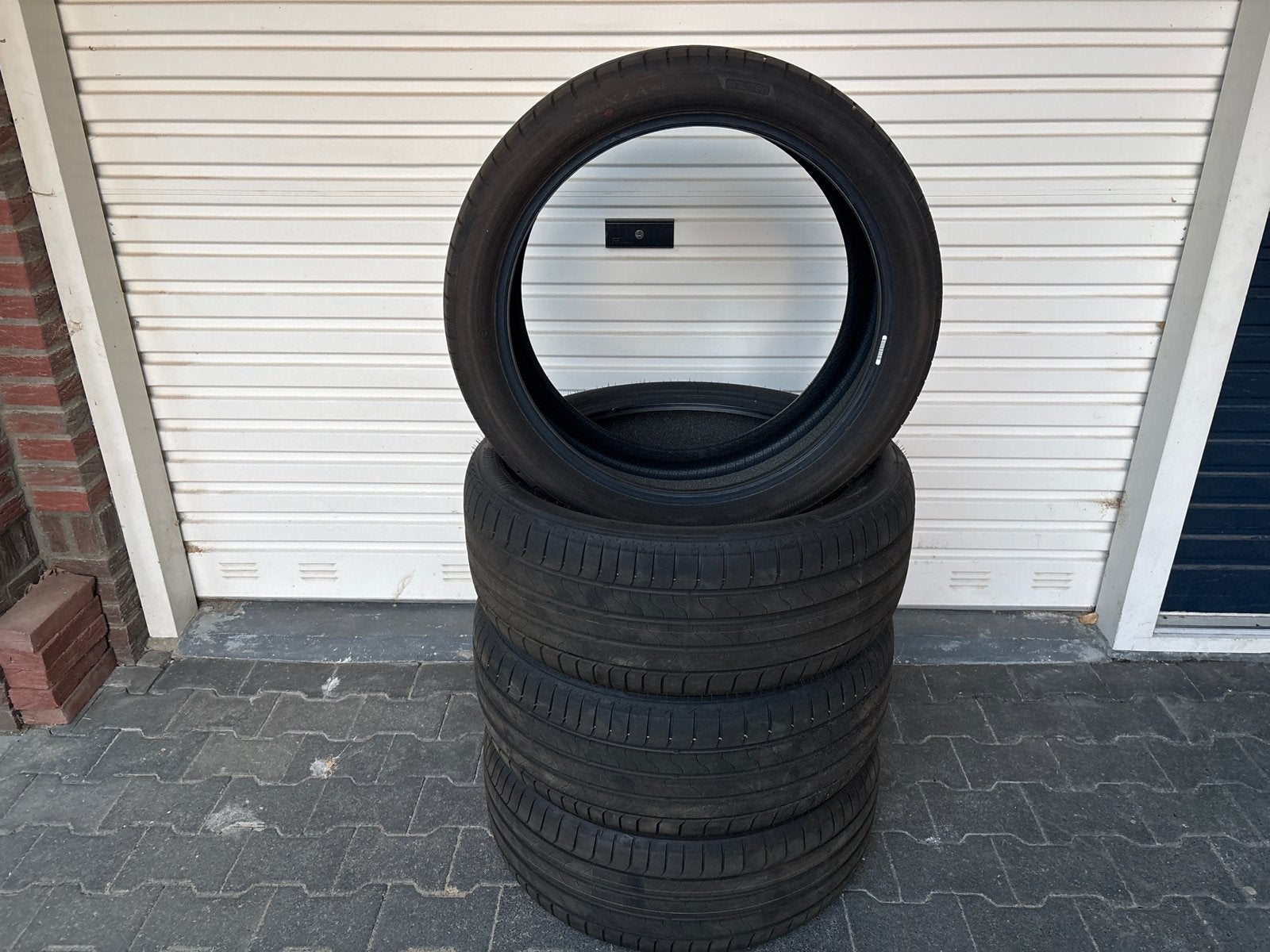 Demo Bridgestone zomerbanden 255/40/21, Ophalen, 255 mm, Nieuw, 21 inch