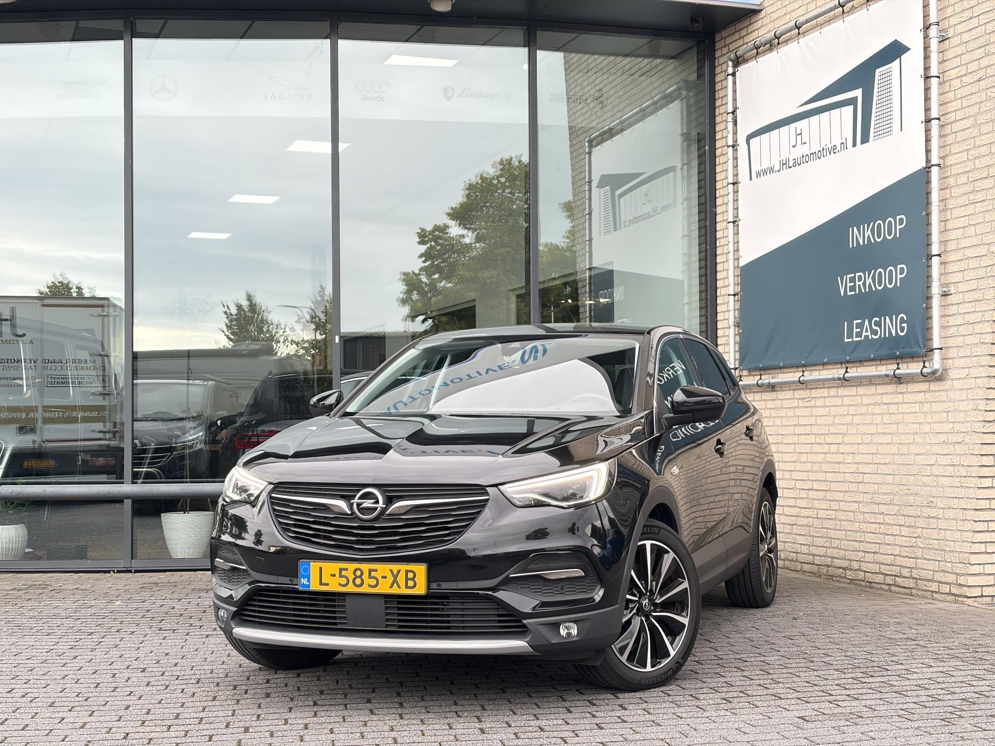 Opel Grandland X 1.6 PHEV Hybrid*AUTOM*NAVI*CAM*ECC*LED*CARP, Auto's, Opel, 228 pk, Euro 6, 4 cilinders, Zwart