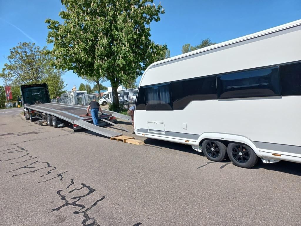 TRANSPORT VAN CARAVANS NAAR SPANJE OF FRANKRIJK BEL WIKRA, Ophalen of Verzenden