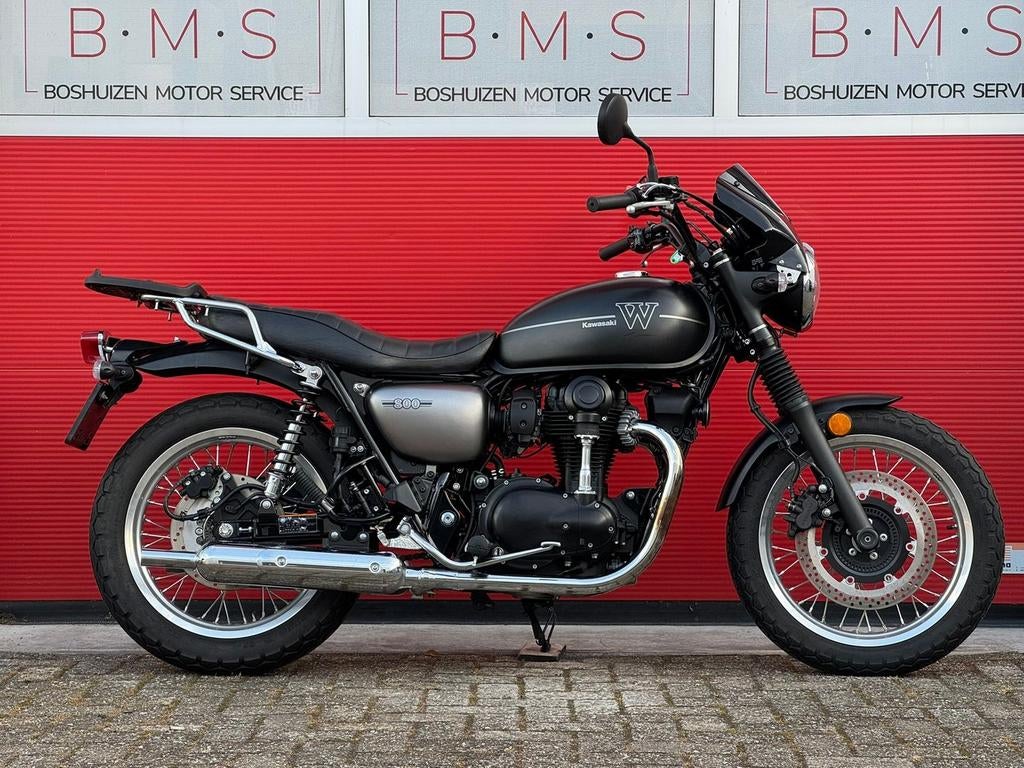 KAWASAKI W800 (bj 2021), Motoren, Motoren | Kawasaki, 2 cilinders, Bedrijf, Onbekend, KAWASAKI