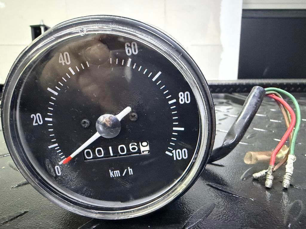 Te koop: Originele Honda 50cc snelheidsmeter 100 km/u, Fietsen en Brommers, Brommeronderdelen | Oldtimers, Ophalen of Verzenden