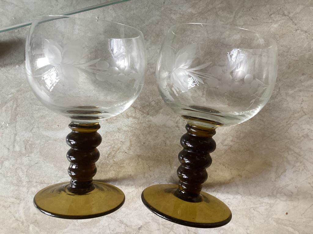 Geetst kristal wijnglas twee stuks // hoog 12 cm, Ophalen of Verzenden
