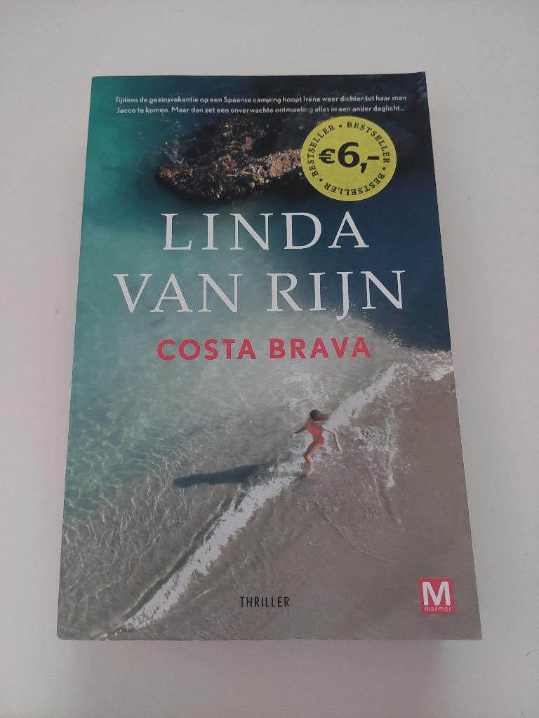 Costa Brava - Linda van Rijn, Boeken, Thrillers, Gelezen, Ophalen of Verzenden