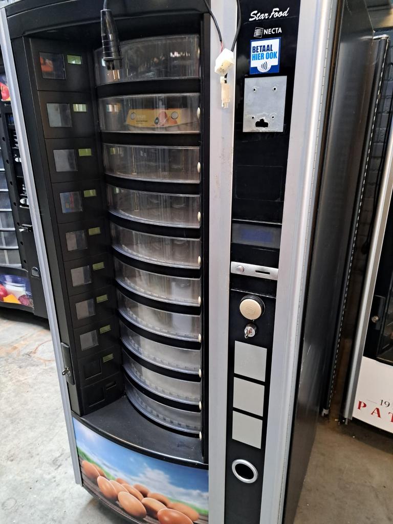 Aardbeien  automaat, Verzamelen, Automaten | Overige, Ophalen, Gebruikt