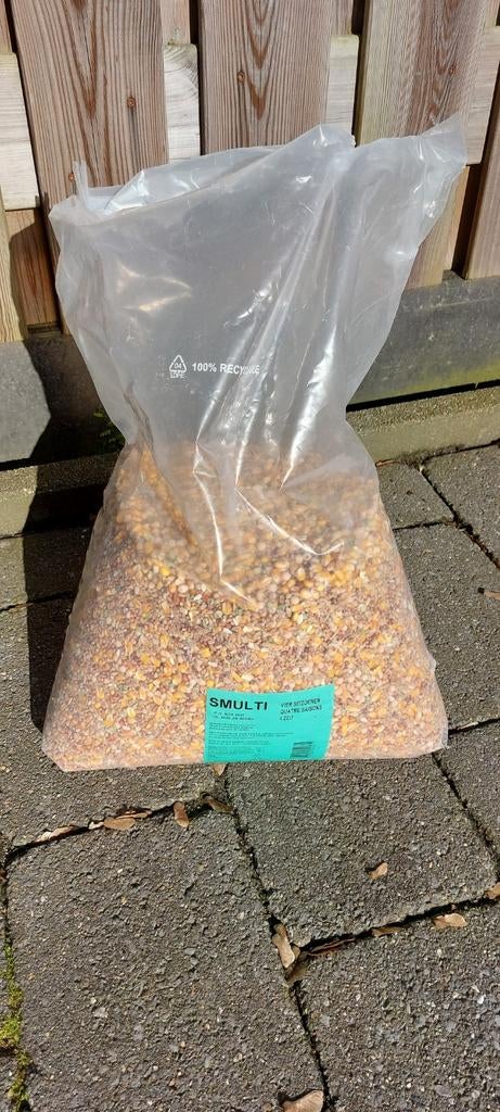 !GRATIS OPHALEN! +/-10kg duivenvoer, Ophalen of Verzenden