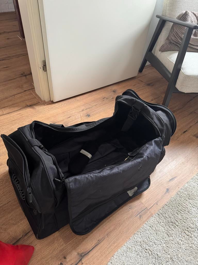Reistas met wielen - Goede staat!, 30 cm of meer, Gebruikt, Zwart, Ophalen of Verzenden