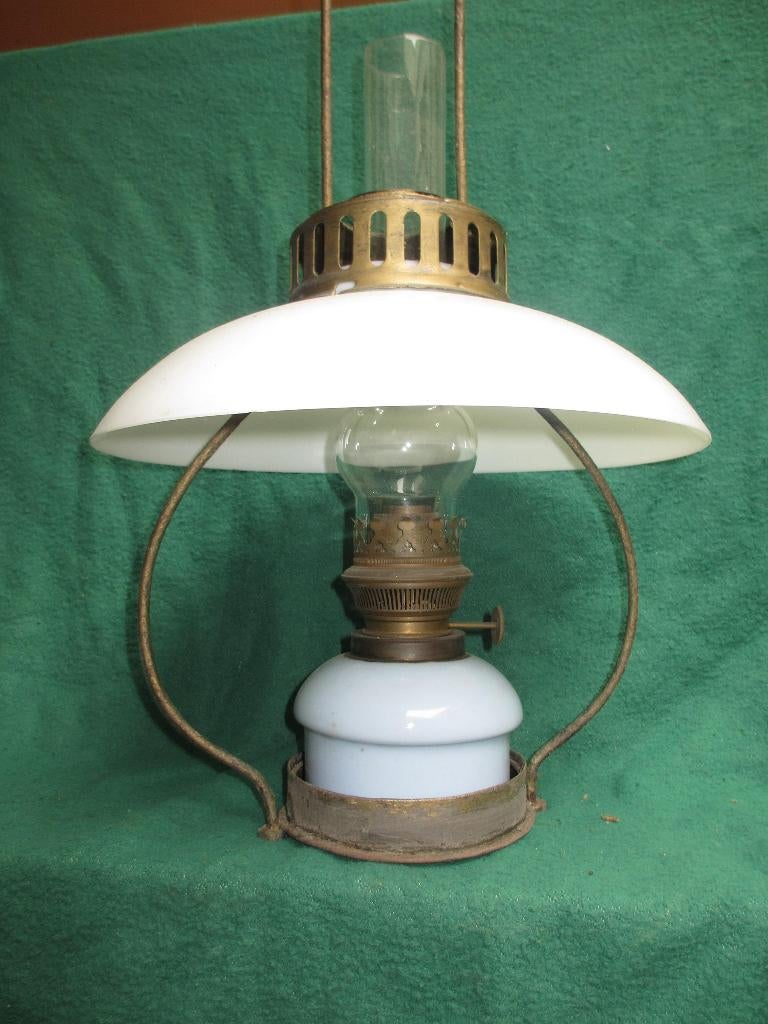 antieke hang olielamp hoogte 61cm met opaline pot, Ophalen of Verzenden