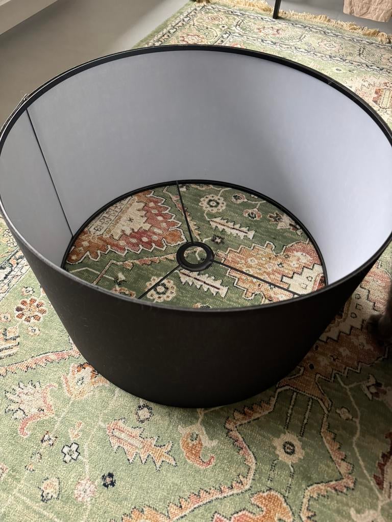Mooie grote zwarte Lampenkap zuiver, Ophalen, 25 tot 50 cm, Zwart, Rond