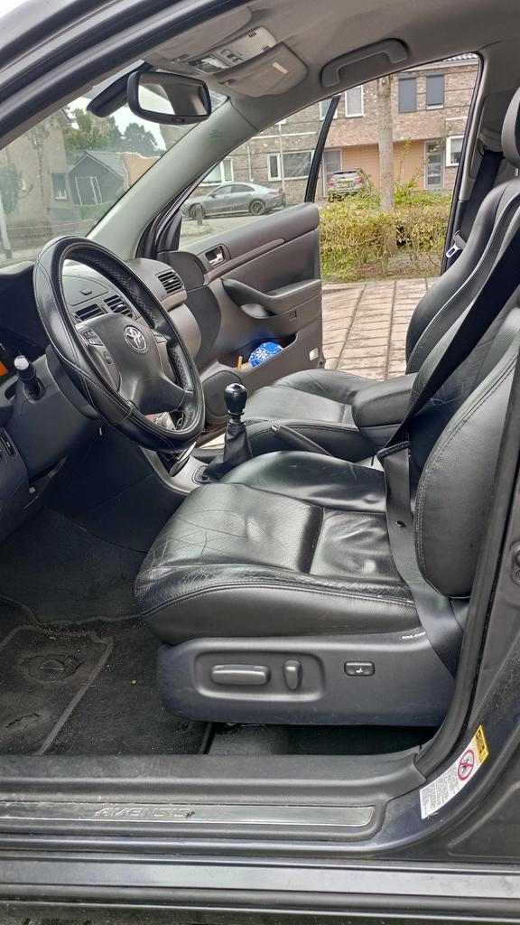 Toyota Avensis leren bekleding., Auto-onderdelen, Interieur en Bekleding, Ophalen of Verzenden, Gebruikt, Toyota