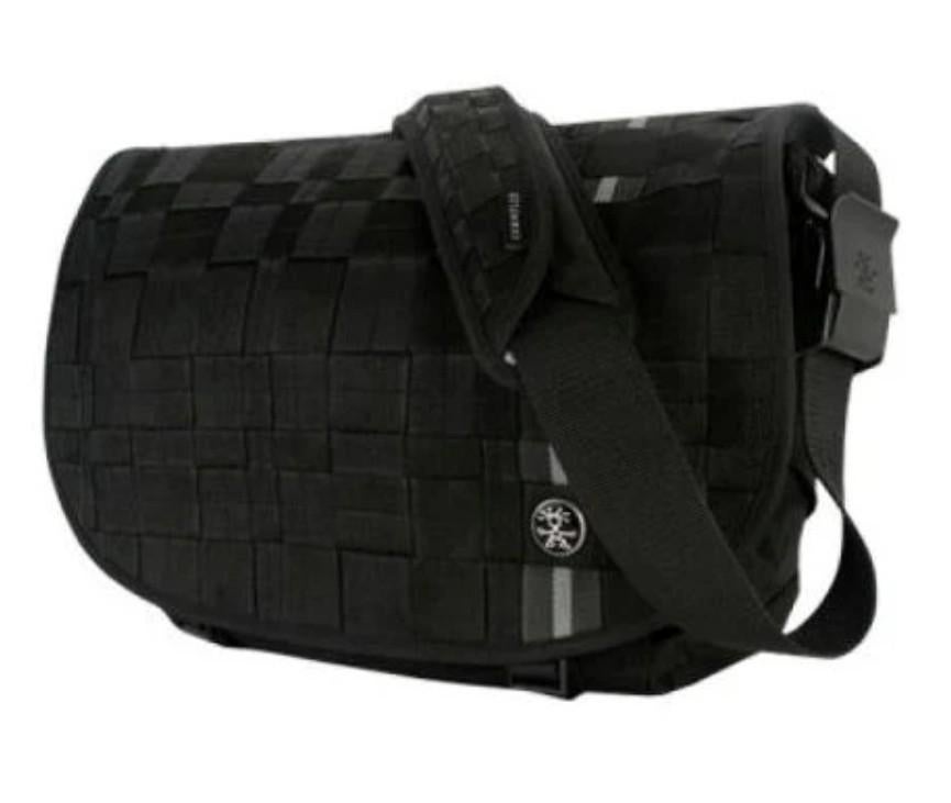 Crumpler Schoudertas Zo goed als nieuw!, Sieraden, Tassen en Uiterlijk, Tassen | Rugtassen, Minder dan 30 cm, 25 tot 40 cm, Zo goed als nieuw