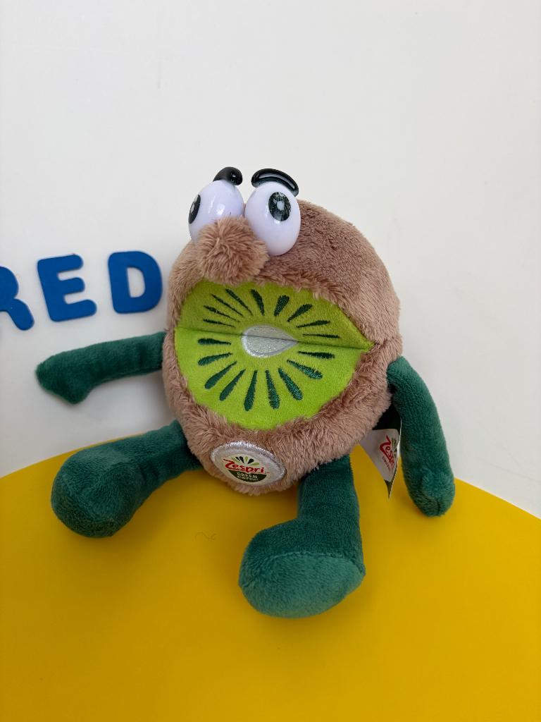5208 Zespri knuffel kiwi, Kinderen en Baby's, Speelgoed | Knuffels en Pluche, Ophalen of Verzenden, Zo goed als nieuw, Overige typen