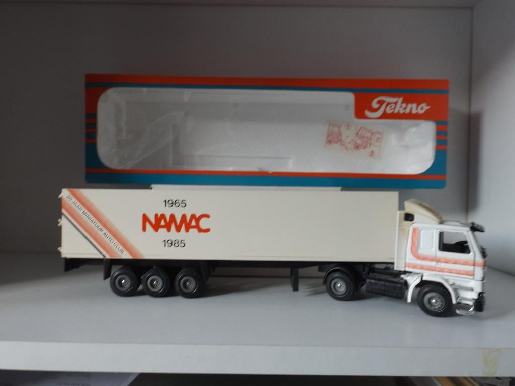 Tekno 1/50 Scania 20 Jaar NAMAC 1965-1985, Ophalen of Verzenden, Zo goed als nieuw, Bus of Vrachtwagen, Tekno