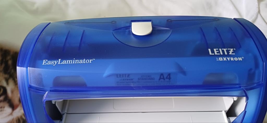 Leitz EasyLaminator A4 - Perfect voor thuis!, Hobby en Vrije tijd, Kaarten | Zelf maken, Gebruikt, Overige typen, Ophalen of Verzenden