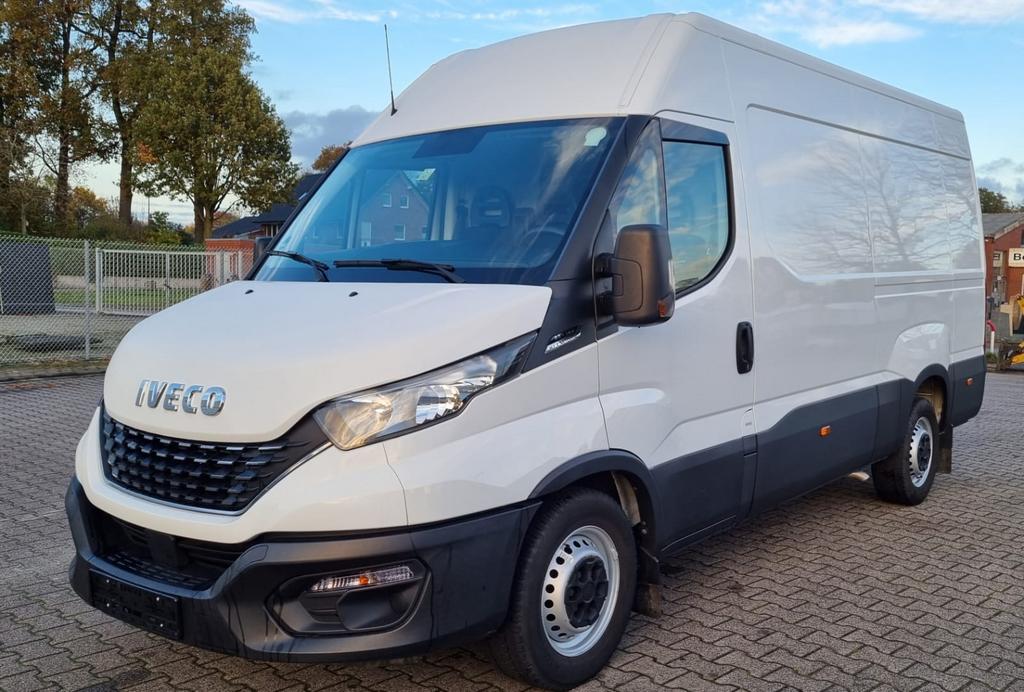 Iveco Daily L2H2 Airco Automaat!, Automaat, Zwart, 2287 cc, Iveco