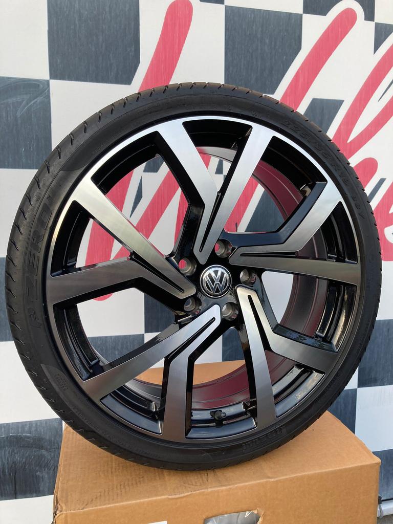 19” VW brescia velgen 5x112 Golf GTD GTI + pirelli PZero, Auto-onderdelen, Ophalen of Verzenden, Band(en)