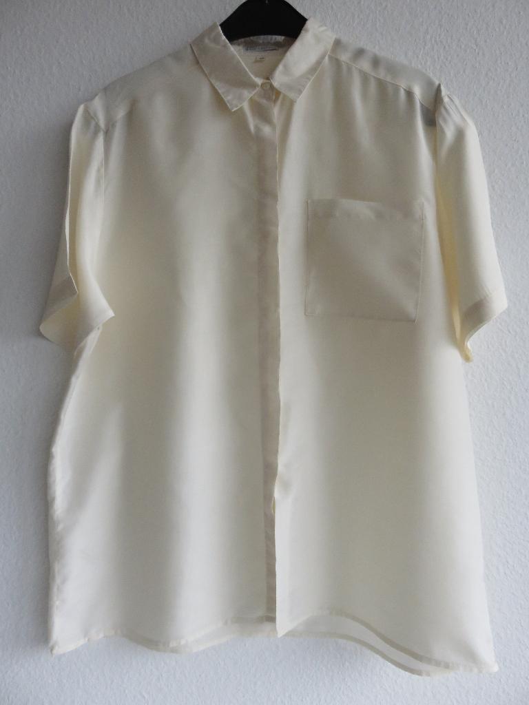 De Bijenkorf blouse creme wit van zijde maat 40 (L XL), Maat 38/40 (M), Wit, Bijenkorf, Ophalen of Verzenden
