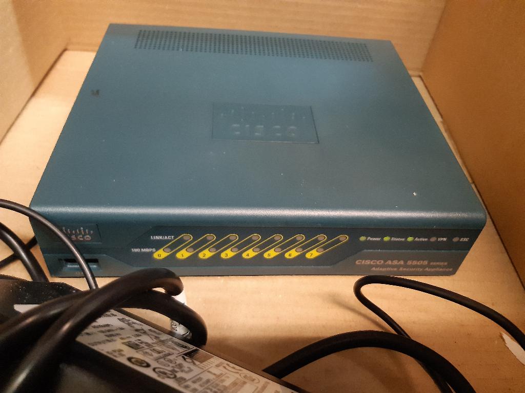 Cisco ASA 5500 firewall, Ophalen of Verzenden, Zo goed als nieuw