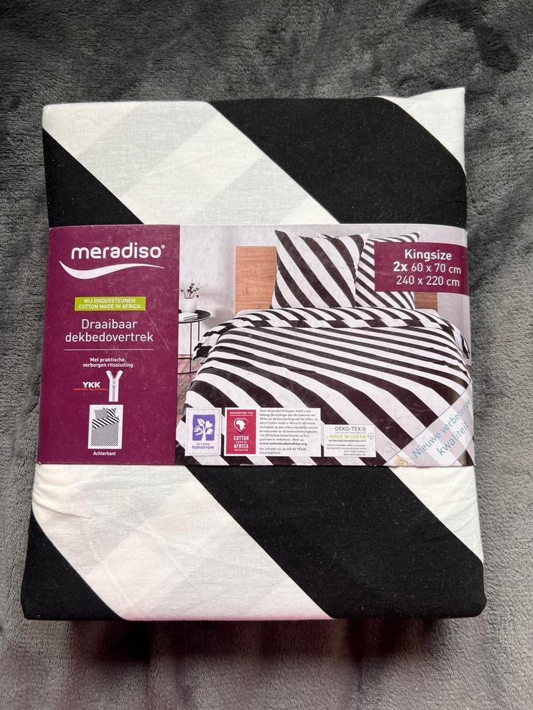 Zwart/Wit Dekbedovertrek 240x220 - Nieuw!, Zwart, Dekbedovertrek, Ophalen of Verzenden, Nieuw