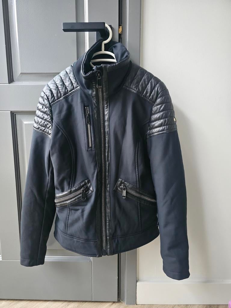 Goldbergh Skijas Zwart Maat M, Maat 38/40 (M), Ophalen of Verzenden, Jack, Gedragen