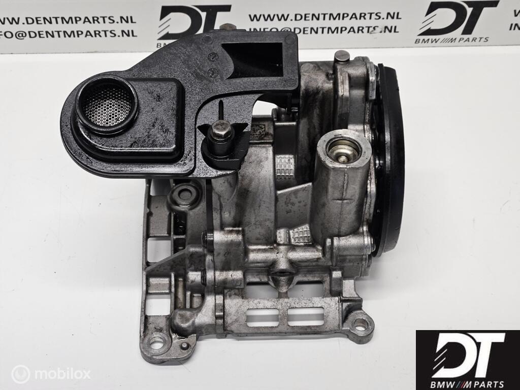 Oliepomp BMW 5-serie F10 525d 530d 535d N57 11417805316, Gebruikt, Ophalen of Verzenden, BMW, BMW