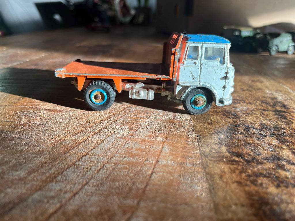 Dinky Toy, Hobby en Vrije tijd, Modelauto's | 1:43, Ophalen, Gebruikt, Auto, Dinky Toys