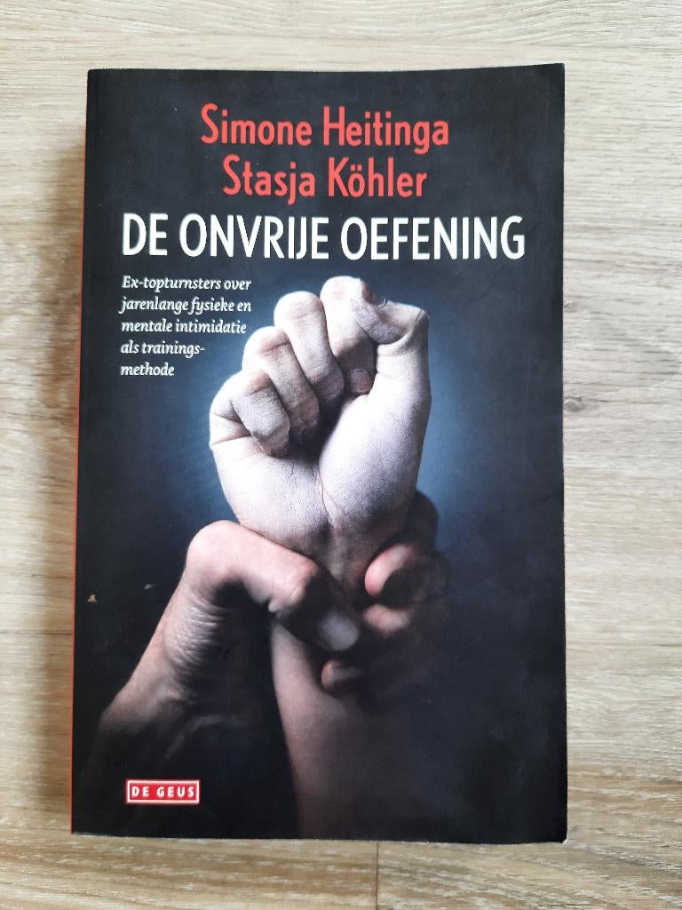 DE ONVRIJE OEFENING - Simone Heitinga en Stasja Kohler €5,-, Diverse auteurs, Ophalen of Verzenden, Zo goed als nieuw, Sport