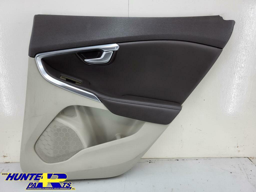 Portierbekleding Rechtsachter Volvo V40 ('12-'19) 1319941, Ophalen of Verzenden, Gebruikt
