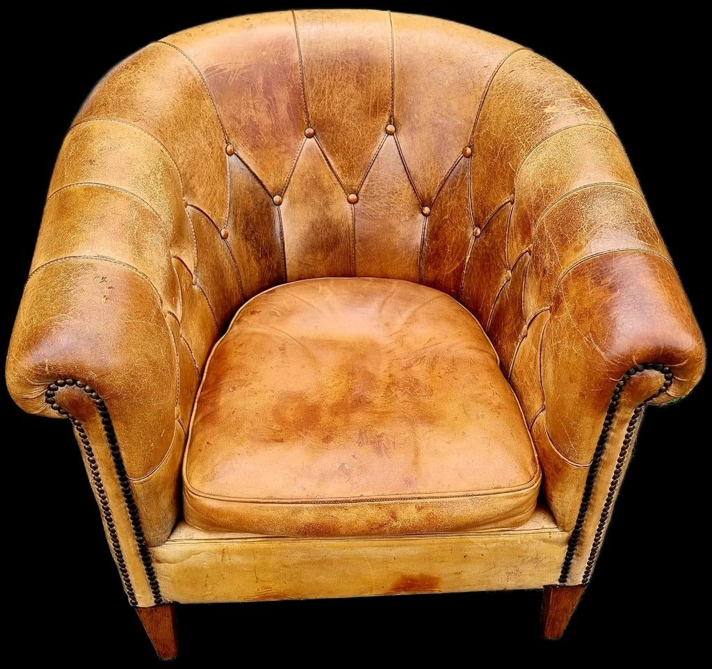 2x Schapenleren Chesterfield Stoelen + BEZORGING, Gebruikt, Ophalen of Verzenden, Onbekend, 75 tot 100 cm