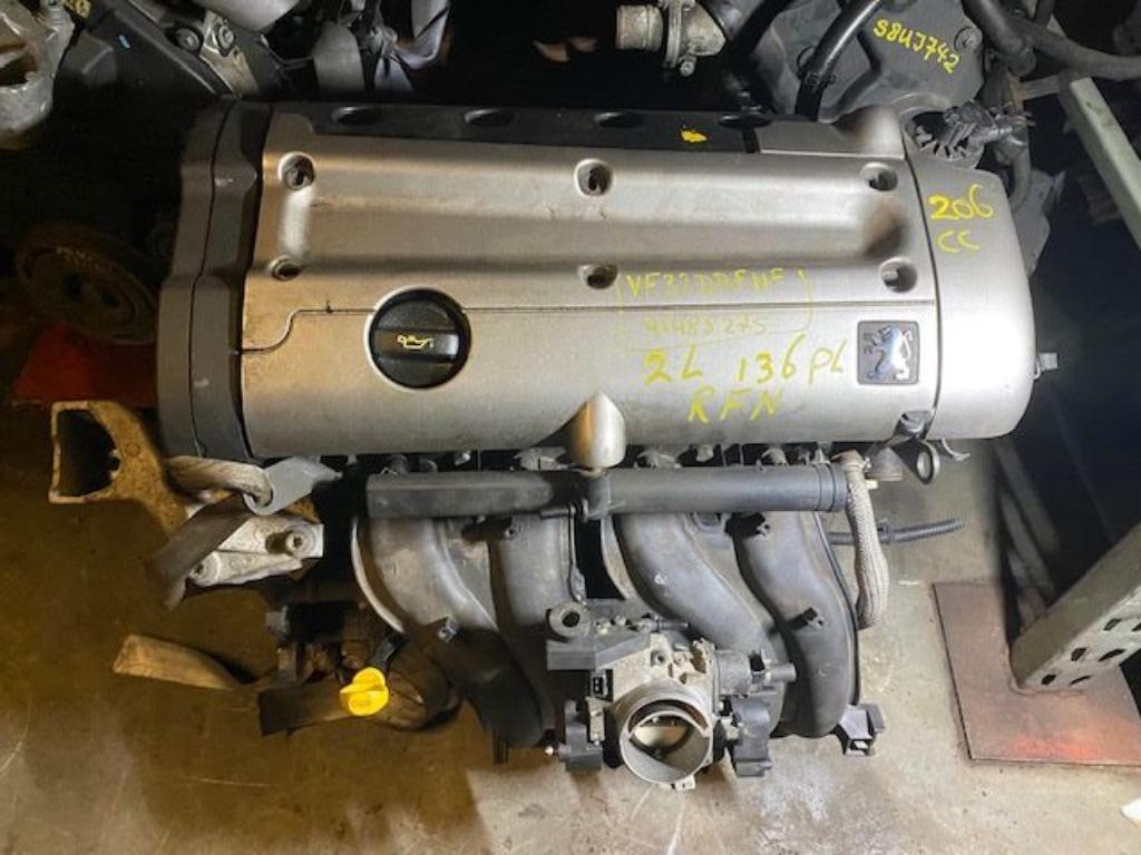 Peugeot 206 CC Motorblok 2.0 Benzine RFN, Auto-onderdelen, Motor en Toebehoren, Ophalen, Gebruikt, Peugeot
