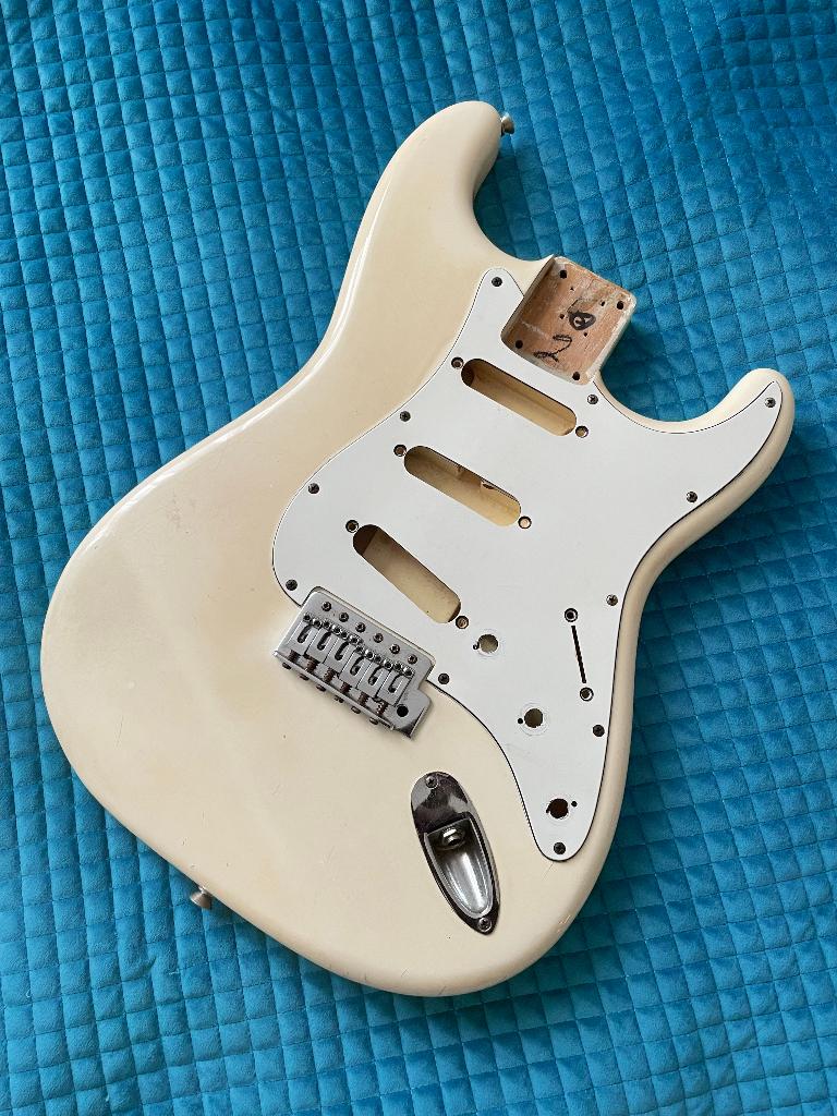 Fender Stratocaster Standard - Body - Olympic White - 1990, Muziek en Instrumenten, Instrumenten | Onderdelen, Ophalen of Verzenden