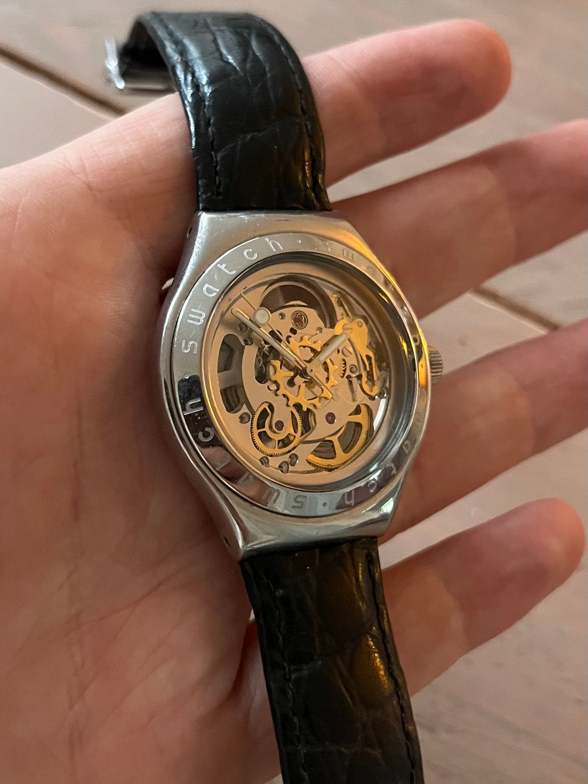 Zeldzame Swatch Automatic Skeleton, 18 tot 19, Ophalen of Verzenden, Zo goed als nieuw, Dame