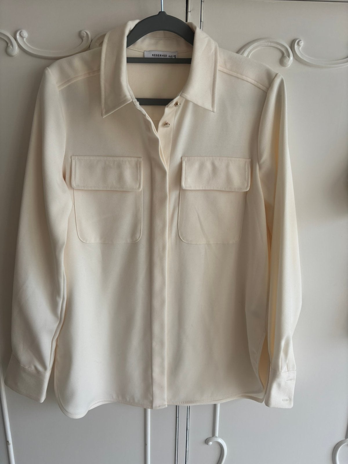 Nieuw creme blouse merk Reserved maat 36, Ophalen of Verzenden, Nieuw, Maat 36 (S), Overige kleuren