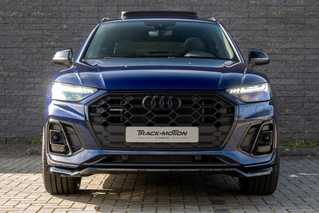 Audi Q5 50 TFSI e S edition Competition Panoramadak Blue & B, Auto's, Audi, Automaat, Gebruikt, Zwart, 4 cilinders