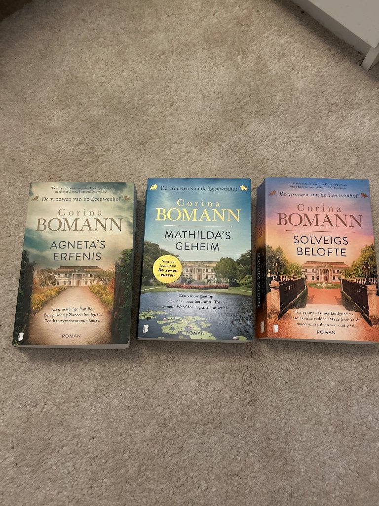 Boeken van Corina Bomann, Boeken, Romans, Ophalen, Zo goed als nieuw, Zie beschrijving