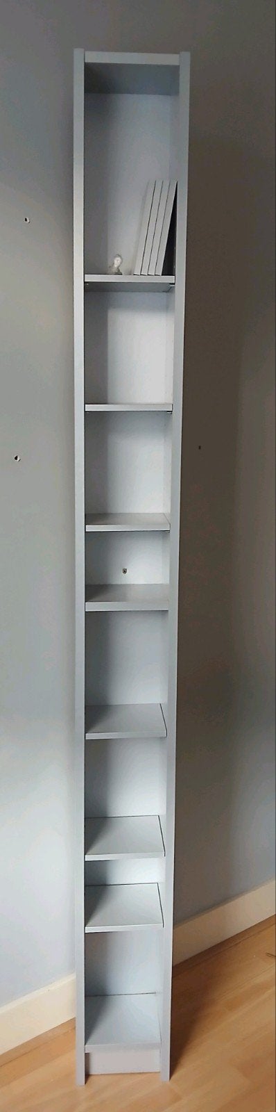 Smalle kast, zilvergrijs, Ikea, Huis en Inrichting, Woonaccessoires | Cd- en Dvd-rekken, Ophalen, Hout, Cd's