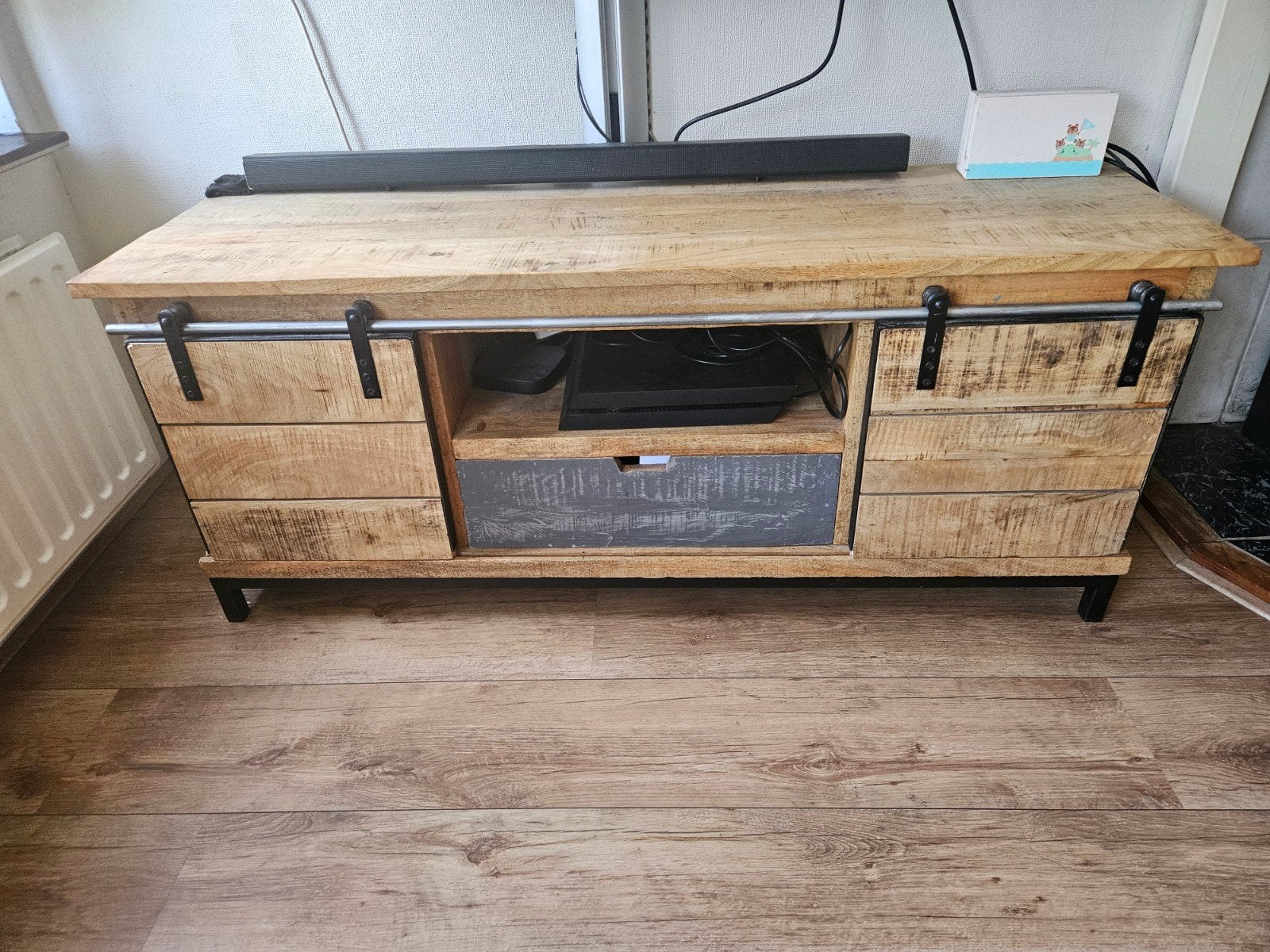 Tv meubel industrieel, Ophalen, 100 tot 150 cm, Zo goed als nieuw, Minder dan 100 cm