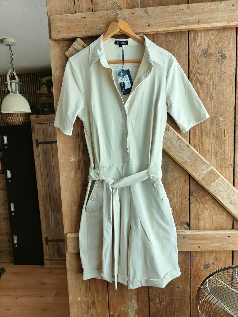 Nieuwe Mi Piace Playsuit Maat L Kit (Crème) Travelstof, Kleding | Dames, Jumpsuits, Ophalen of Verzenden, Nieuw, Maat 42/44 (L)