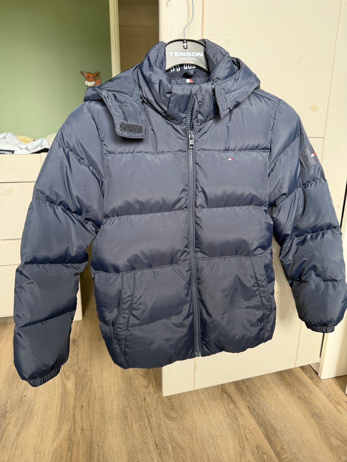 Tommy Hilfiger jongens winterjas dons maat 140, Ophalen of Verzenden, Gebruikt, Jongen