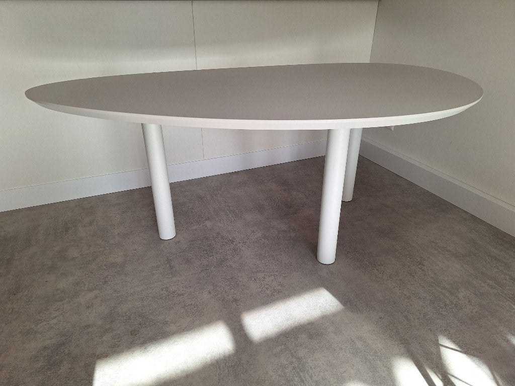Kiezelvorm design tafel ontwerp kas20, Huis en Inrichting, Ophalen, Overige materialen, 100 tot 150 cm, Zo goed als nieuw