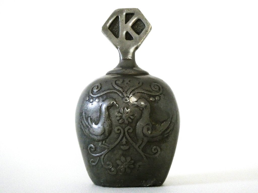 Tafelbel handbel floraal gedecoreerd met 2 duiven, Antiek en Kunst, Ophalen of Verzenden