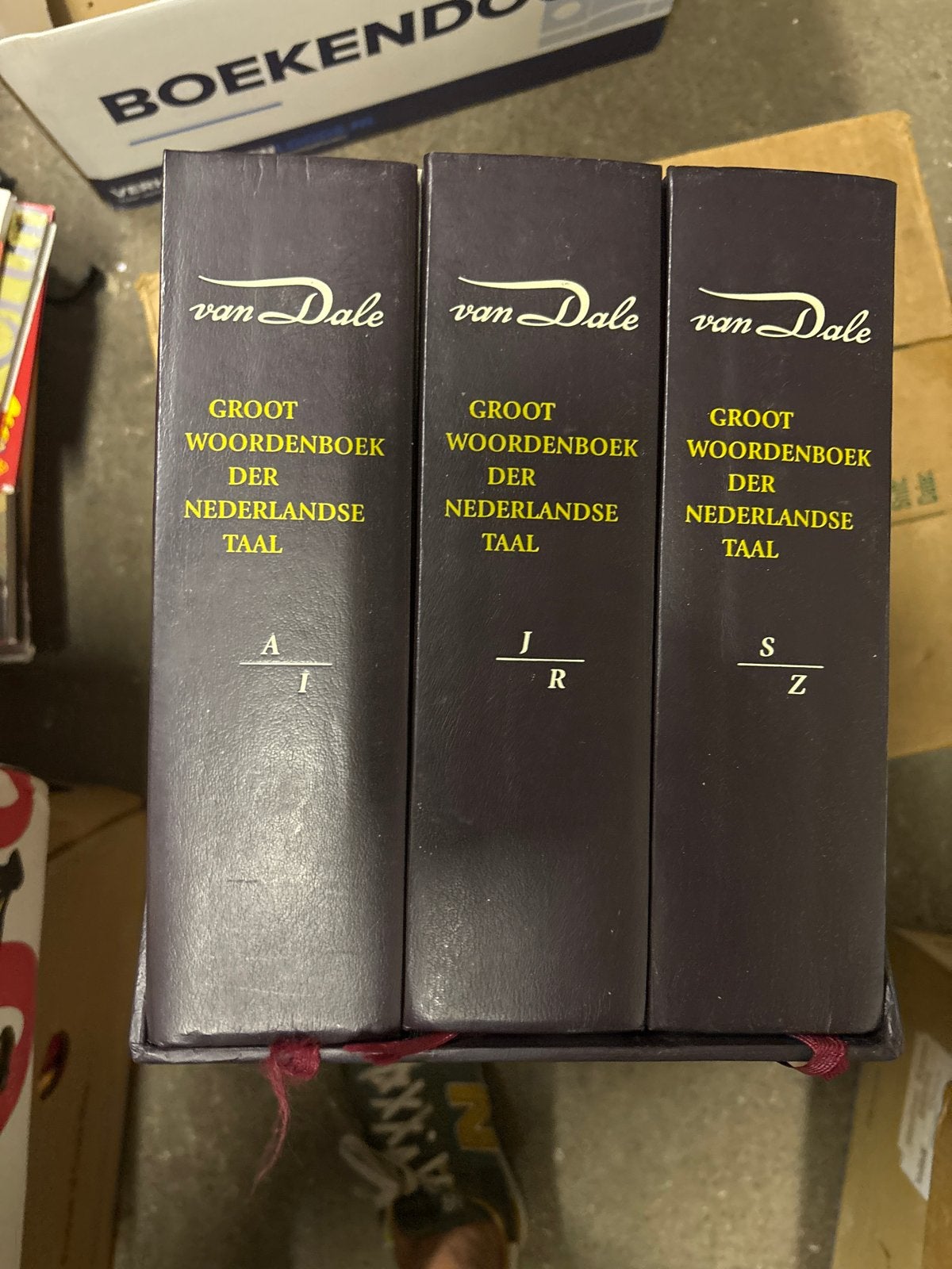 Van Dale Groot Woordenboek der Nederlandse Taal (3 delen), Boeken, Woordenboeken, Ophalen of Verzenden, Gelezen, Van Dale, Nederlands