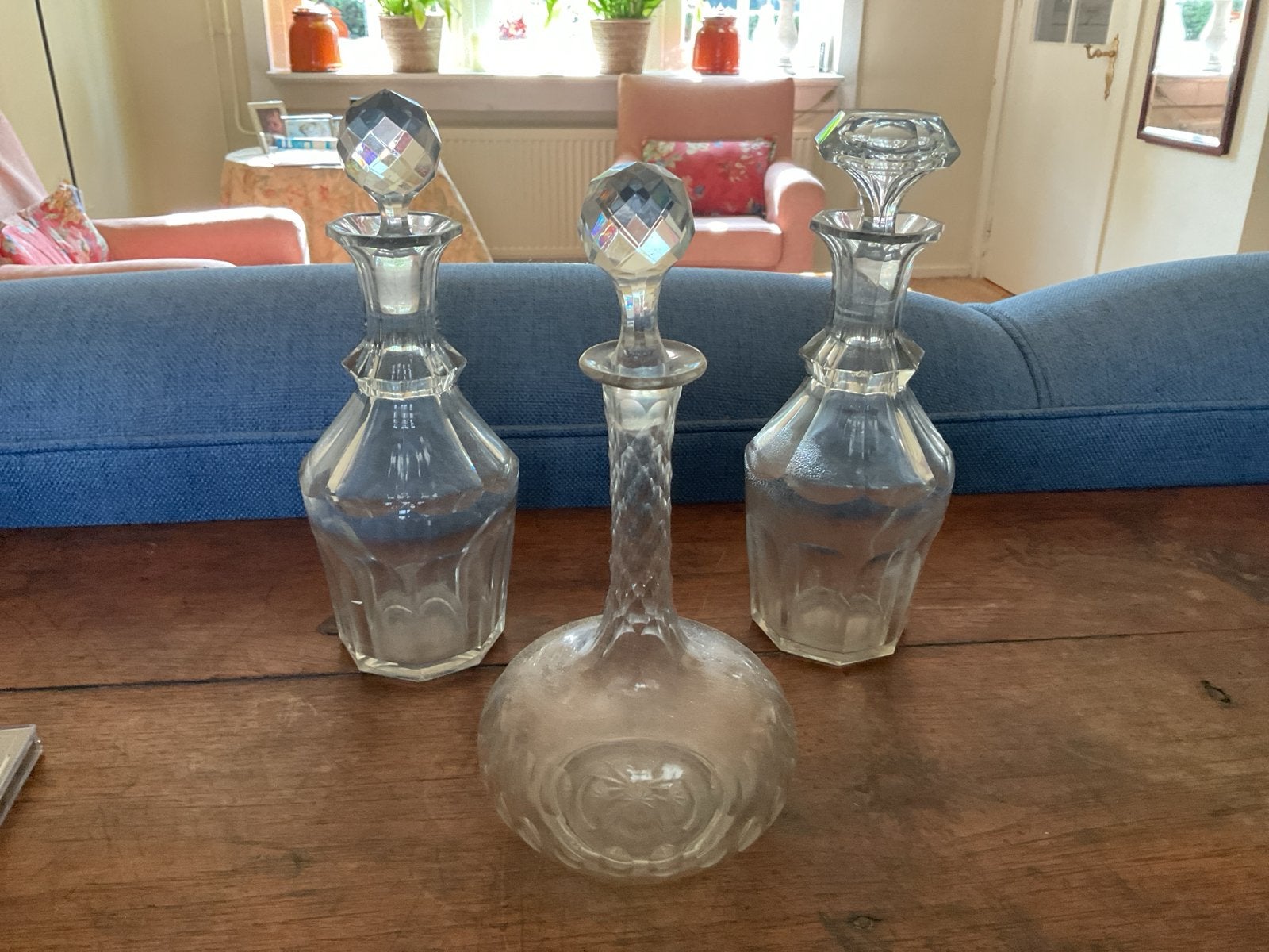 Set van 3 antieke glazen karaffen met stoppen, Ophalen
