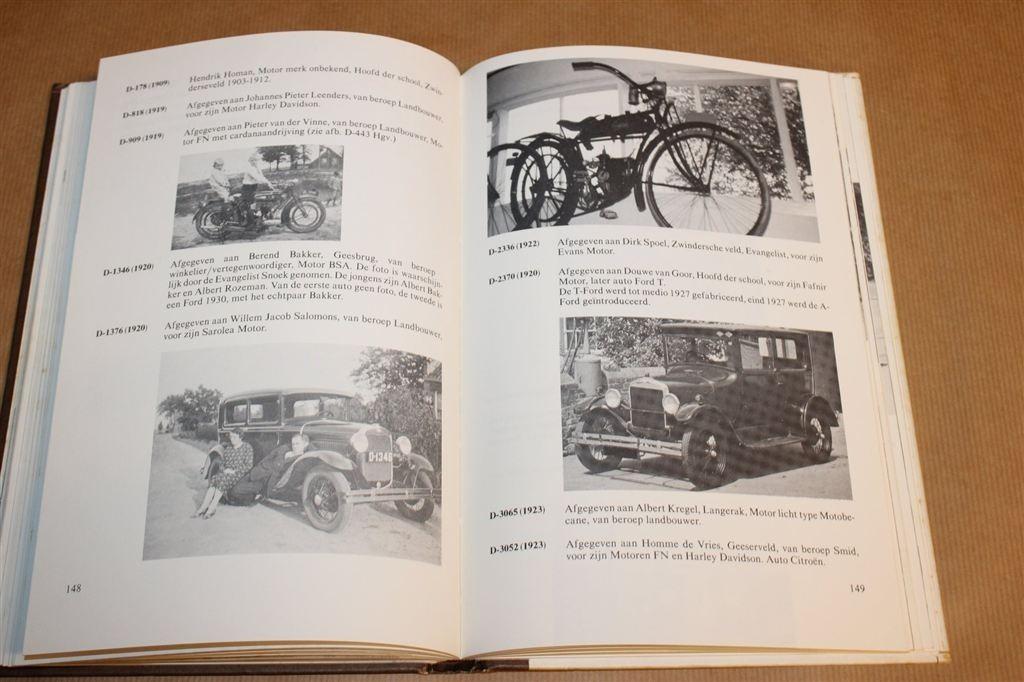 Drenten in Beweging — Geschiedenis van de Auto-Pioniers, Ophalen of Verzenden, Gelezen