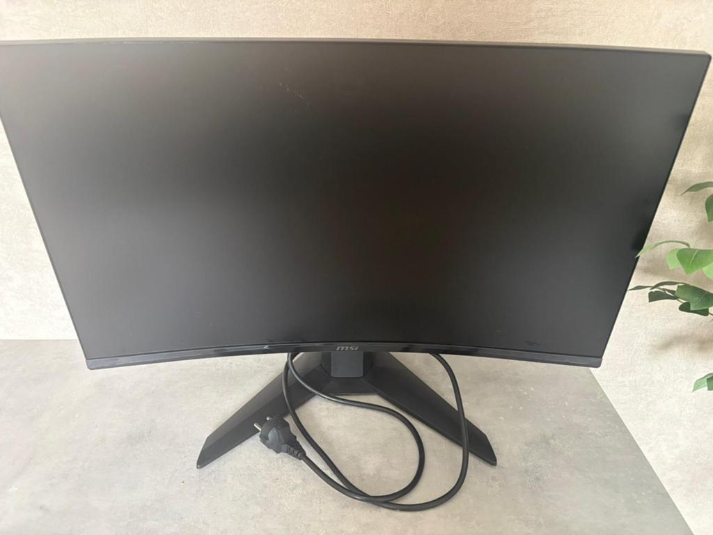 MSI MAG 27C6F monitor., HDMI, IPS, 101 t/m 150 Hz, Curved