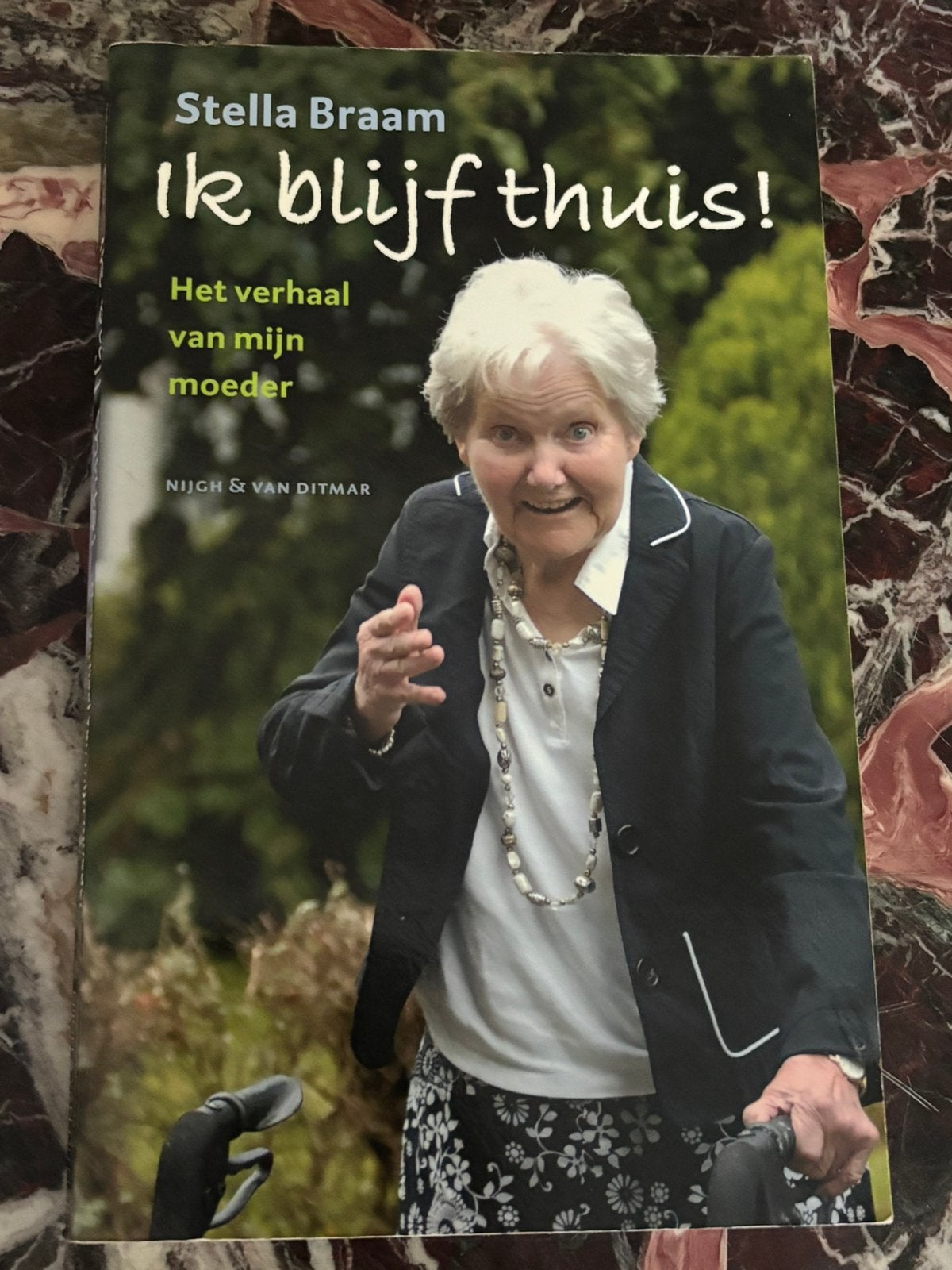 Boek: Stella Braam / Ik blijf thuis., Ophalen of Verzenden, Zo goed als nieuw